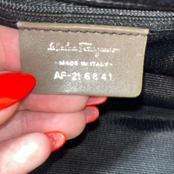 Salvatore Ferragamo AU-21 6841 Gray Signature Logo Canvas Satchel Leather - Picture 12 of 15